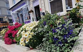 Burleigh Guest House